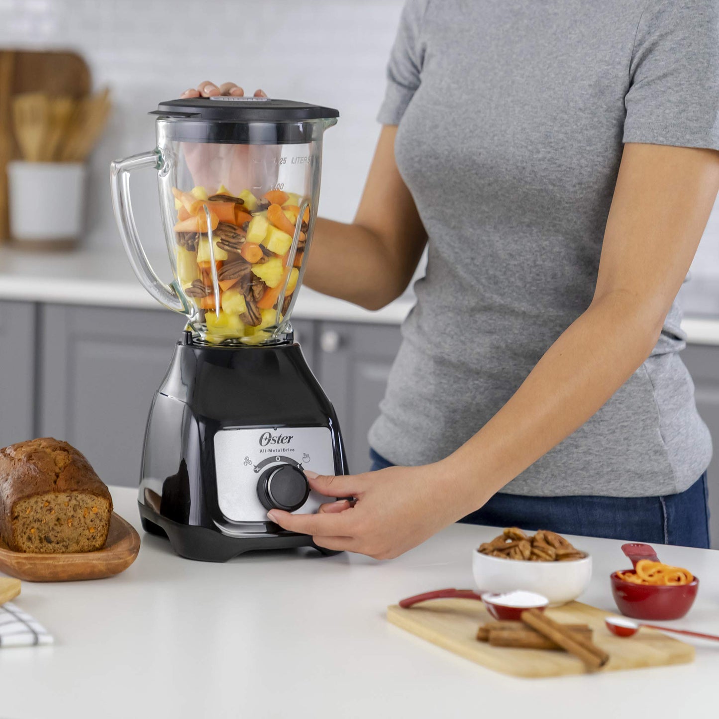 Licuadora Oster Lite Soho 1.5 Litros 2 Velocidades Negro