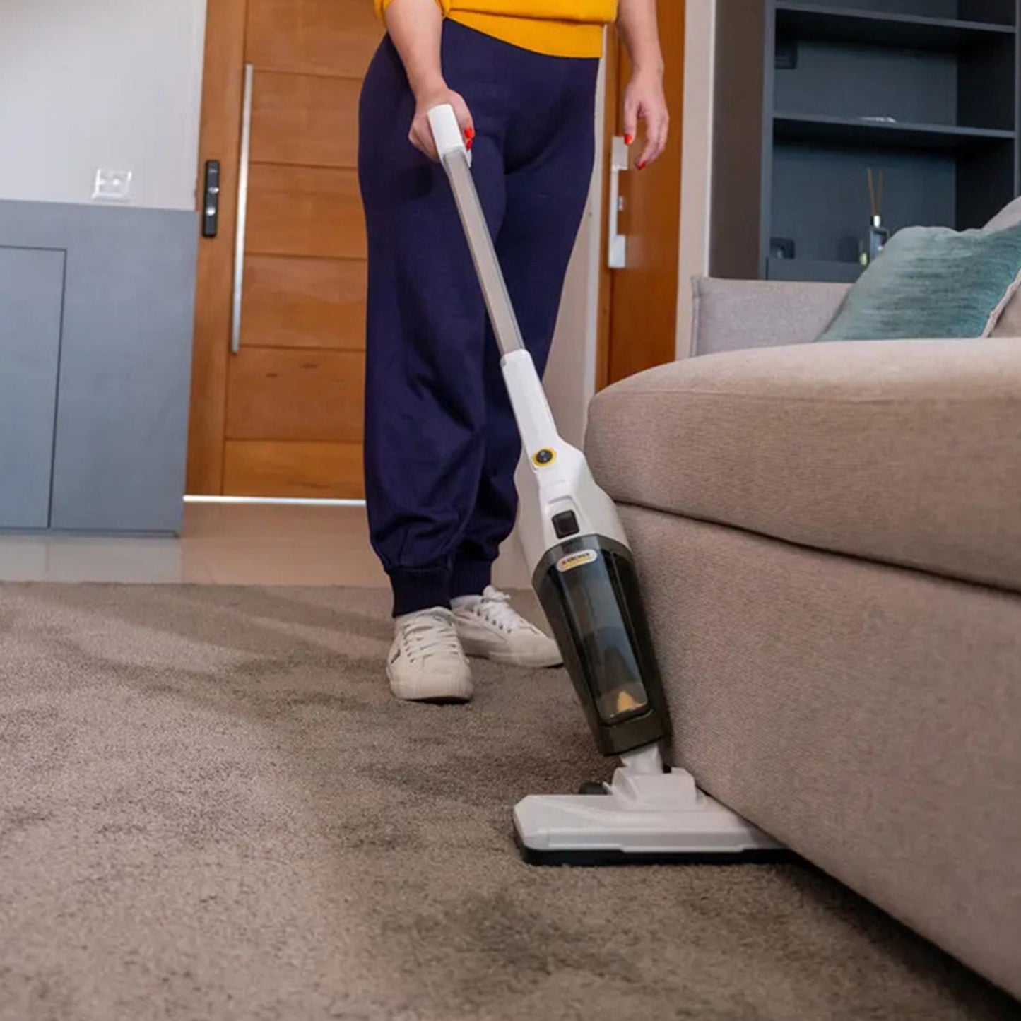 Aspiradora KARCHER  Vertical 2 En 1 VCL 1 STICK Blanco 1000W