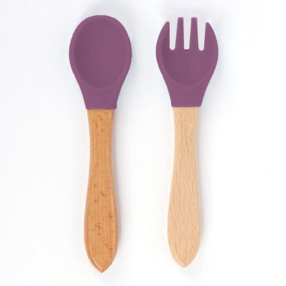 Juego de babero y accesorios de silicón Aquila baby